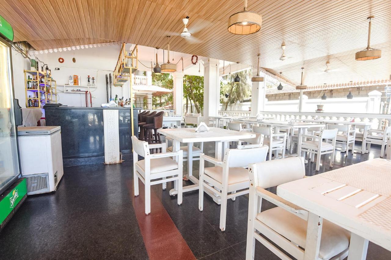 Fabhotel Yahweh With Bar, 3* Calangute